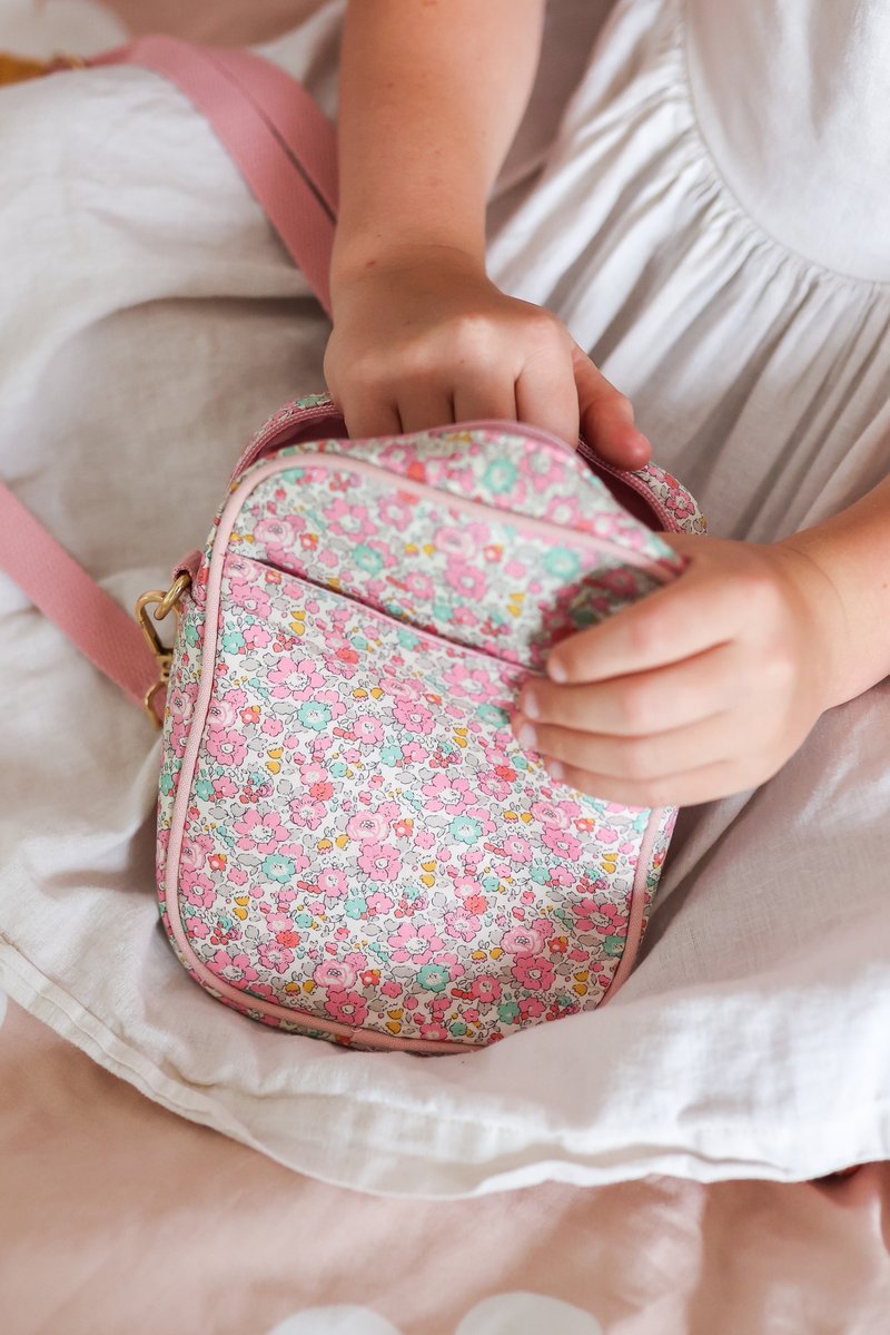 澳洲Josie Joan's 手工碎花斜背小方包  - Mabel - 背包/袋子 - 棉．麻 白色