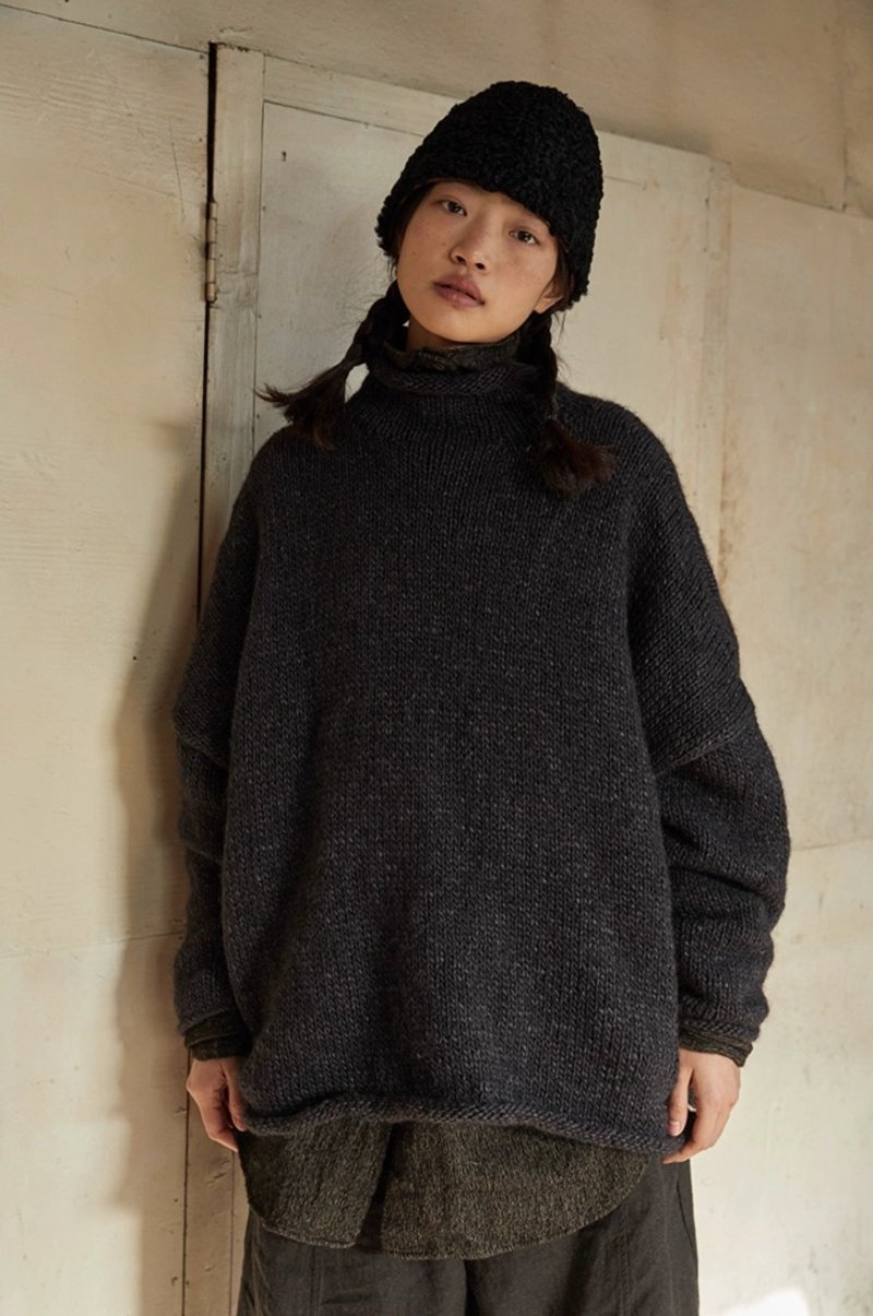 复古文青 寬鬆针织高领毛衣 - 女装针织衫/毛衣 - 其他材质 黑色
