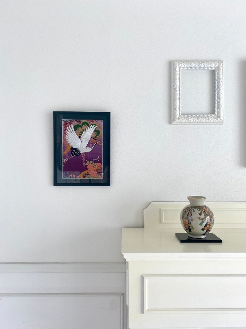 The art panel made from Japanese bride Kimono　Crane　Auspicious pattern　111 - 墙贴/壁贴 - 丝．绢 紫色