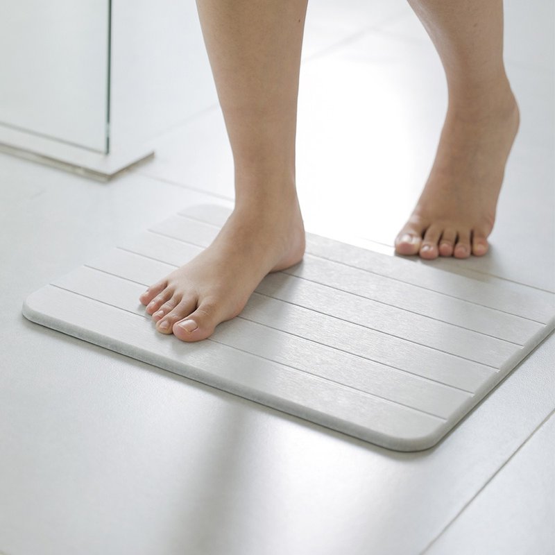 【限量绝版品】防潮防霉速干圭藻土浴室脚踏地垫(大)灰-60x39cm - 地垫/地毯 - 其他材质 灰色