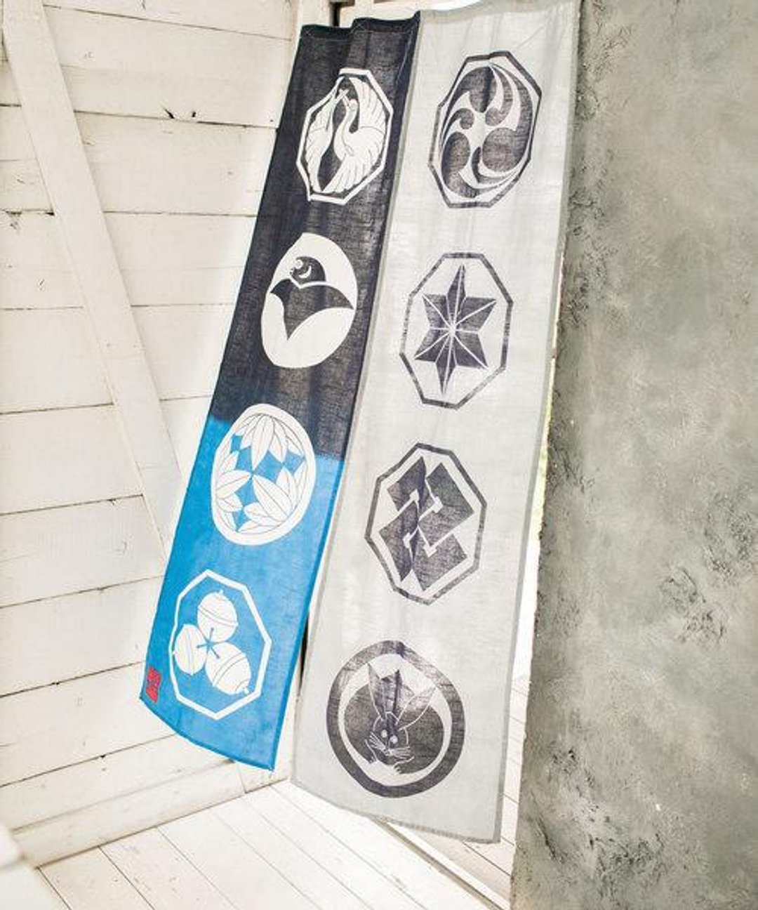 Indigo Color Japanese Crest NOREN Curtain - 门帘/门牌 - 其他材质 