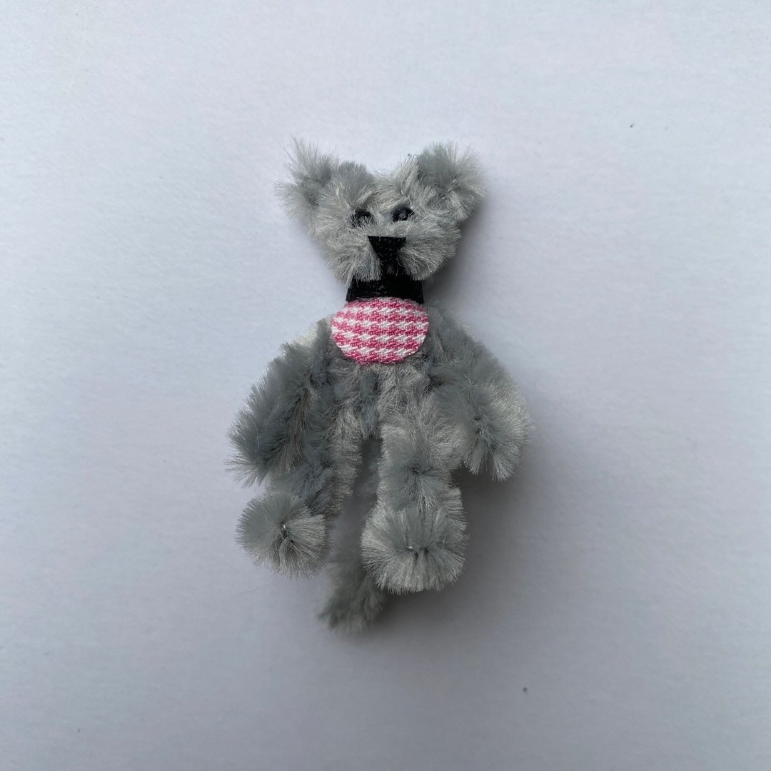 大耳猫灰色站着5cm-毛根扭扭棒手作/脏萌流浪动物园 - 编织/刺绣/羊毛毡/裁缝 - 塑料 灰色