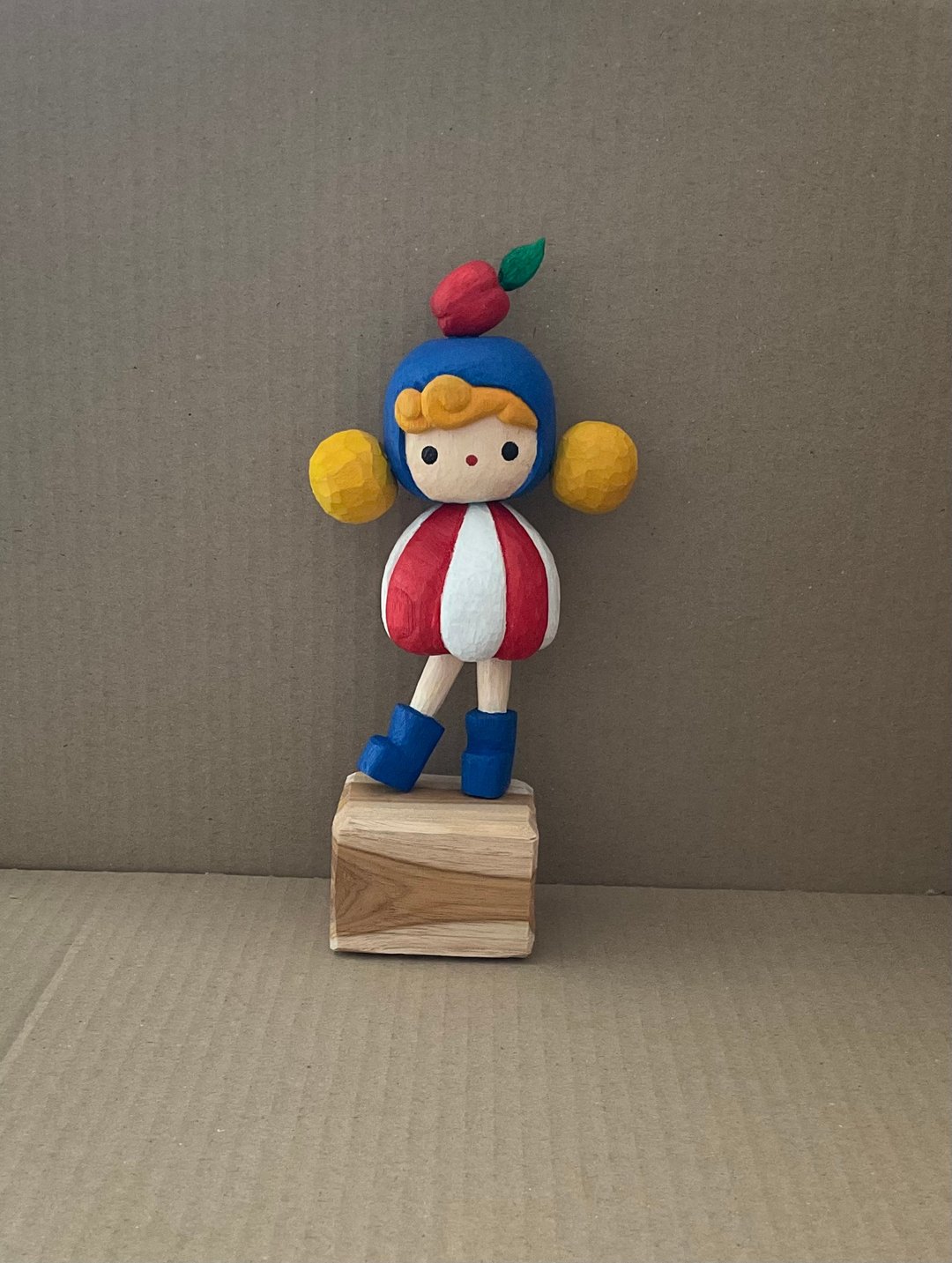 Wood carving My Little Girl Circus Theme - 玩偶/公仔 - 木头 