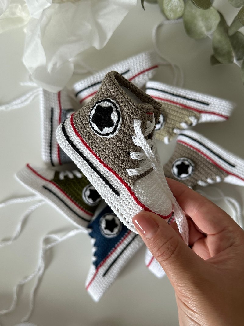 婴儿靴 Converse 钩针编织男女通用钩针婴儿靴子鞋淋浴礼物新生儿 - 婴儿鞋 - 棉．麻 咖啡色