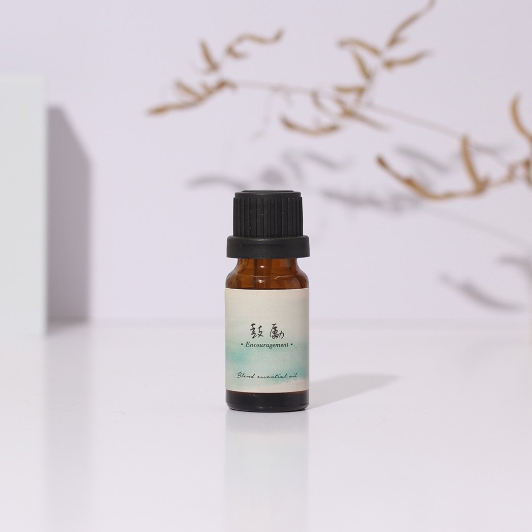 【鼓励】大自然草本香、10mL、复方精油丨汽车香氛 - 香薰/精油/线香 - 植物．花 绿色