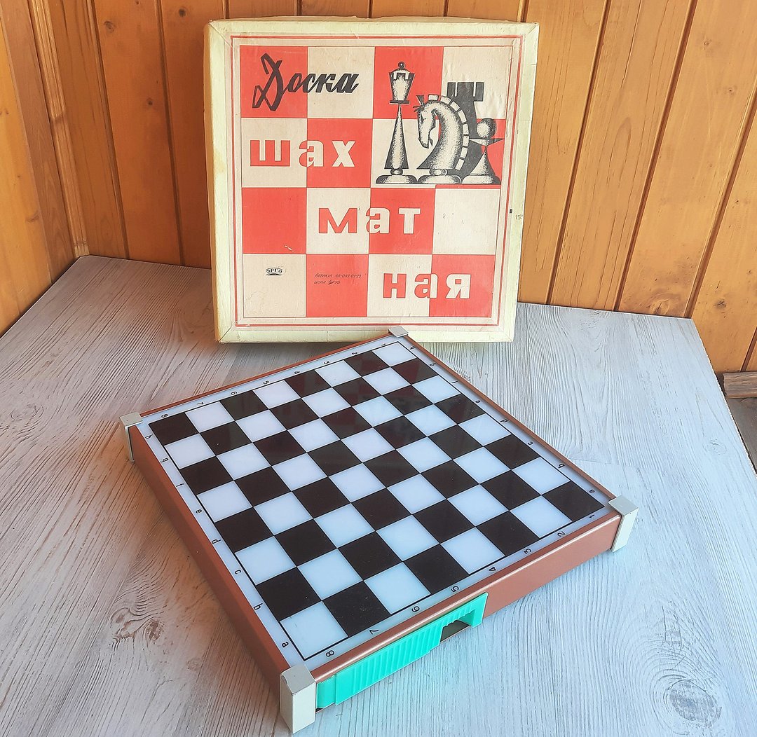 苏联塑胶棋盘新款复古-俄罗斯棋盘仅4厘米见方 - 桌游/玩具 - 塑料 