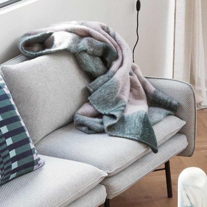 【Hübsch】－370903 渐层绿色大格纹保暖毯 毛毯 保暖被 披肩 - 被子/毛毯 - 其他人造纤维 绿色