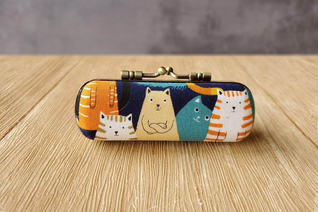 限量款  猫咪排排站 口金 印章盒 单章盒 Cat stamp猫咪 - 印章/印台 - 棉 多色