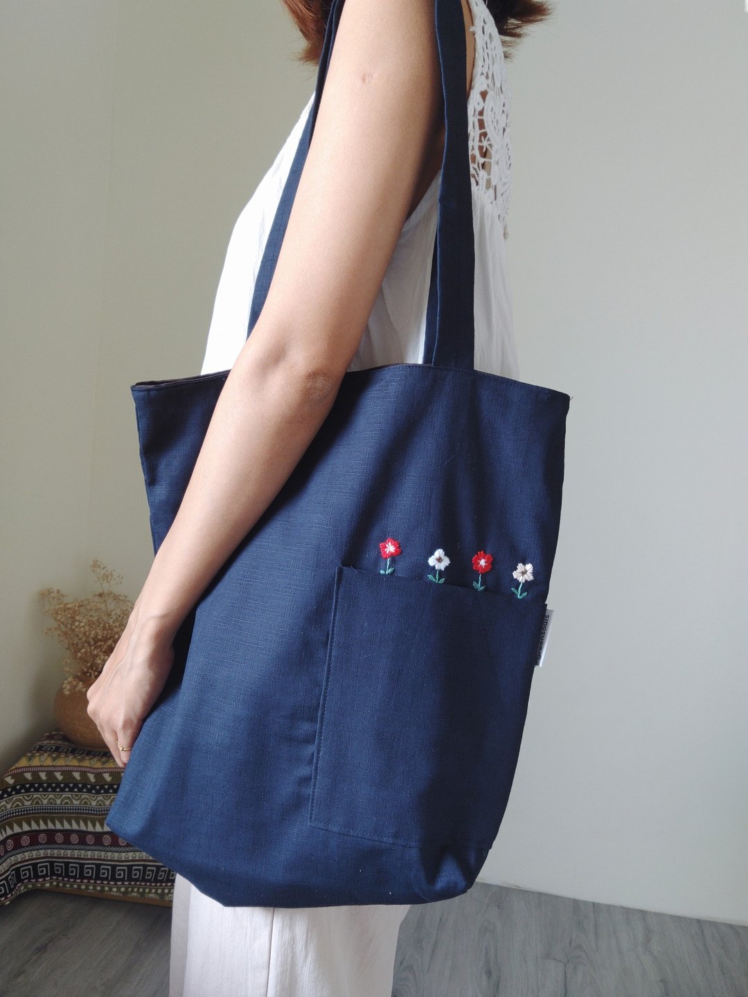 Floral 手工绣托特包/Tote Bag - 侧背包/斜挎包 - 棉．麻 