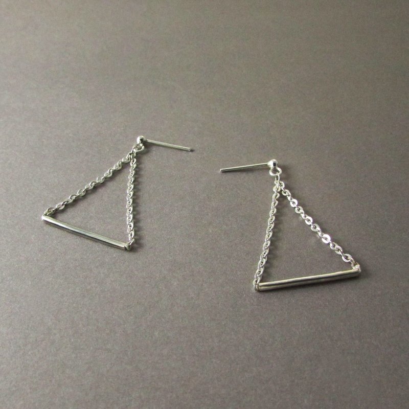 swing earring_秋千耳环 | 925纯银 限量 设计师手作 - 耳环/耳夹 - 银 银色