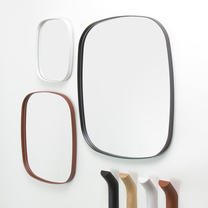 Pool Mirror 金属边框壁挂镜 (中) - 彩妆刷具/镜子/梳子 - 玻璃 多色
