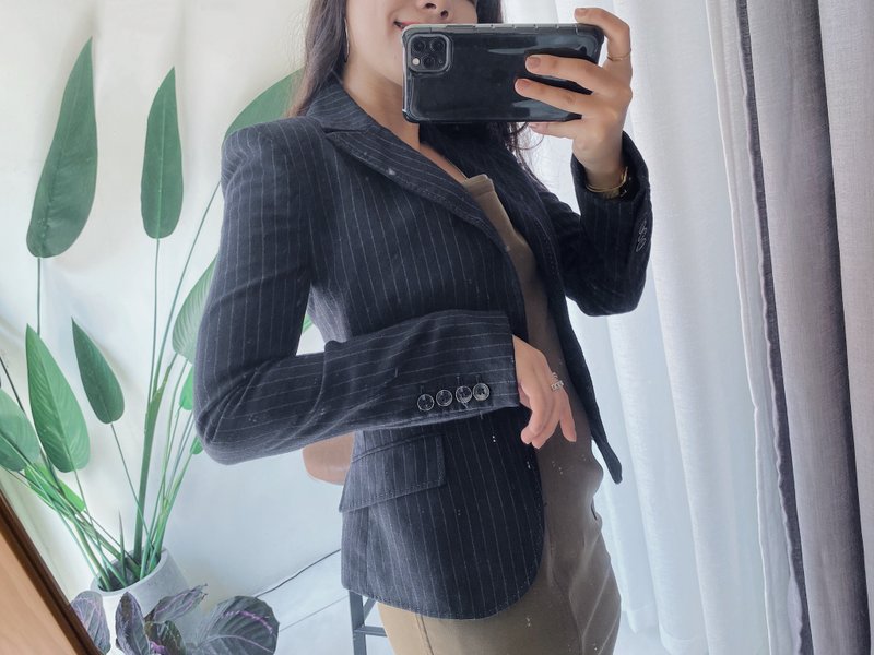 pinky&dianne 经典纯黑细直纹 古董薄质羊呢毛料西装外套 blazer - 女装西装外套/风衣 - 羊毛 黑色