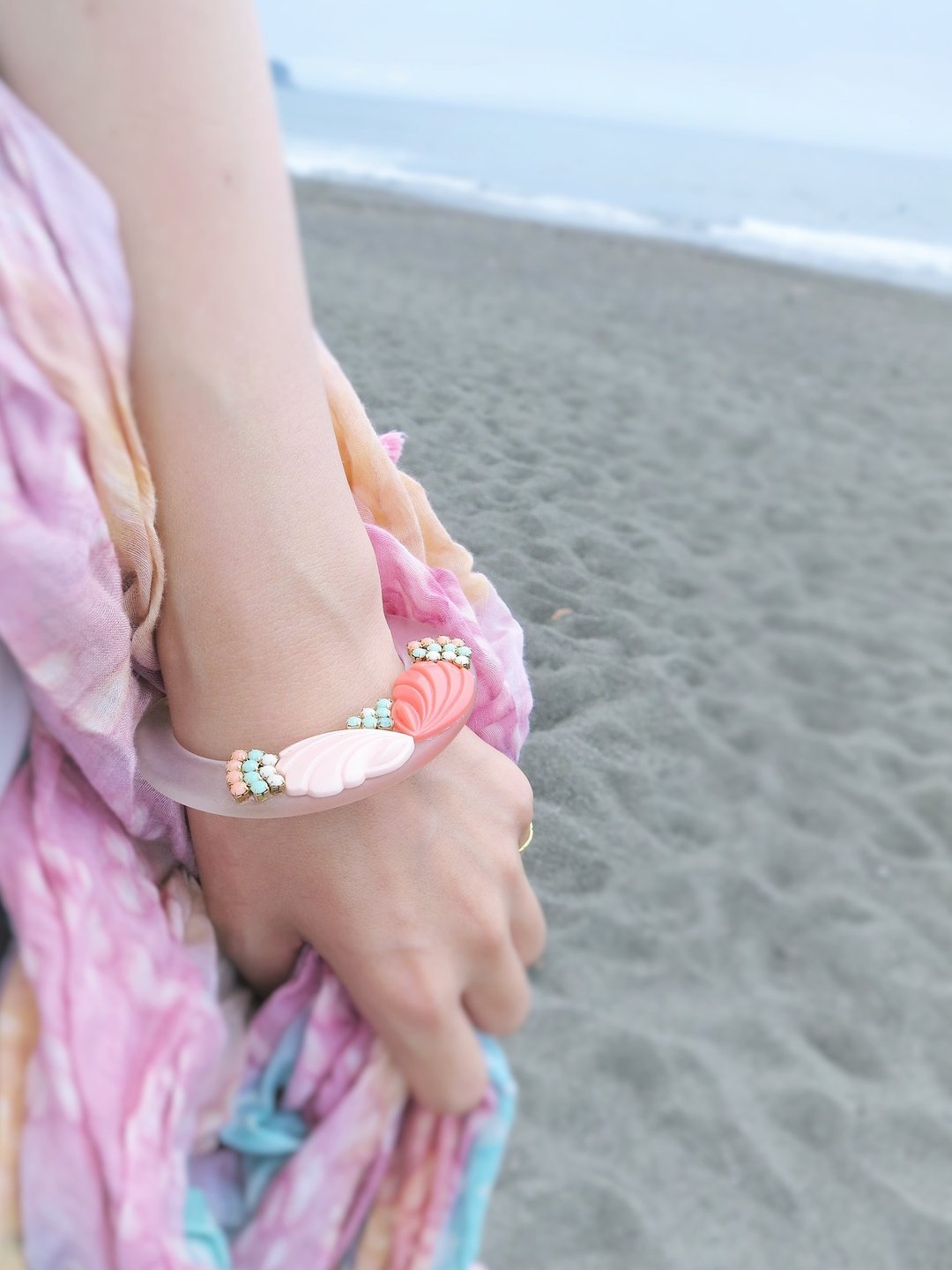 vintage bangle bracelet<LC-CLPK> - 手链/手环 - 压克力 粉红色