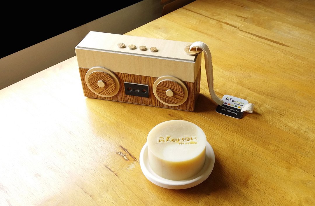 Gift set soap - Portable retro radio - Brown+Cream 6 - 肥皂/手工皂 - 纸 