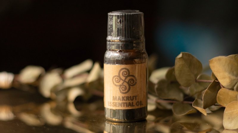 马蜂橙天然精油(10ml) - 香薰/精油/线香 - 精油 咖啡色