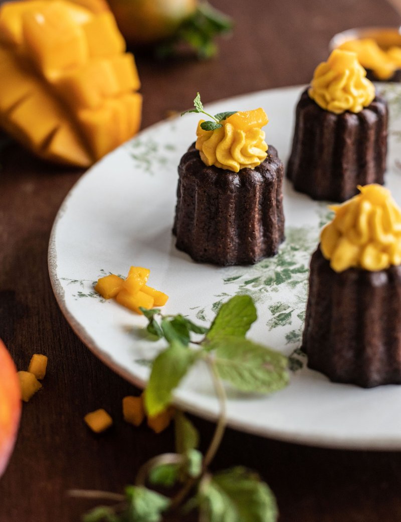 芒果芒狗 可丽露六入礼盒 爱文芒果*6 - 蛋糕/甜点 - 木头 咖啡色