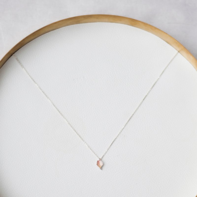 一片花瓣 锁骨之上 手作项链 - 项链 - 纯银 粉红色