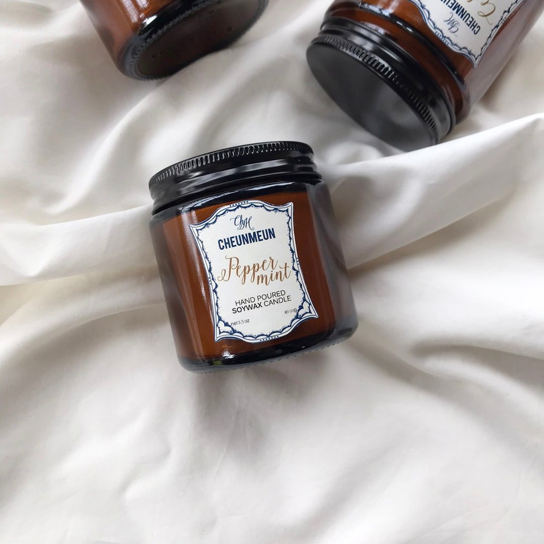 Sleep Tight Candle Soy-Wax / Peppermint Scent - 蜡烛/烛台 - 植物．花 白色