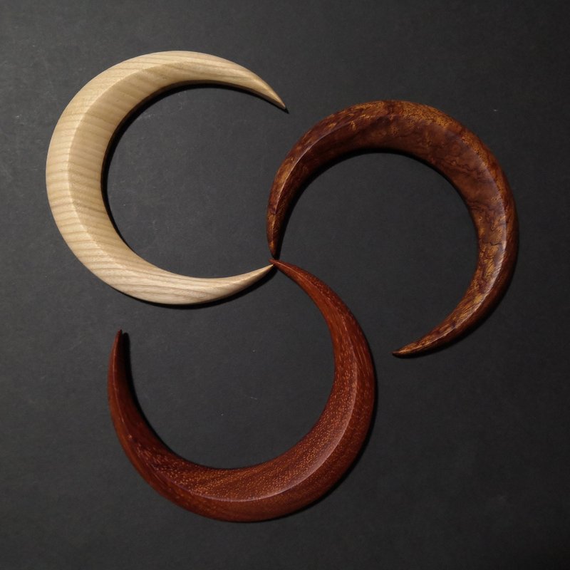月亮形状的木雕发棒 - 发饰 - 木头 红色