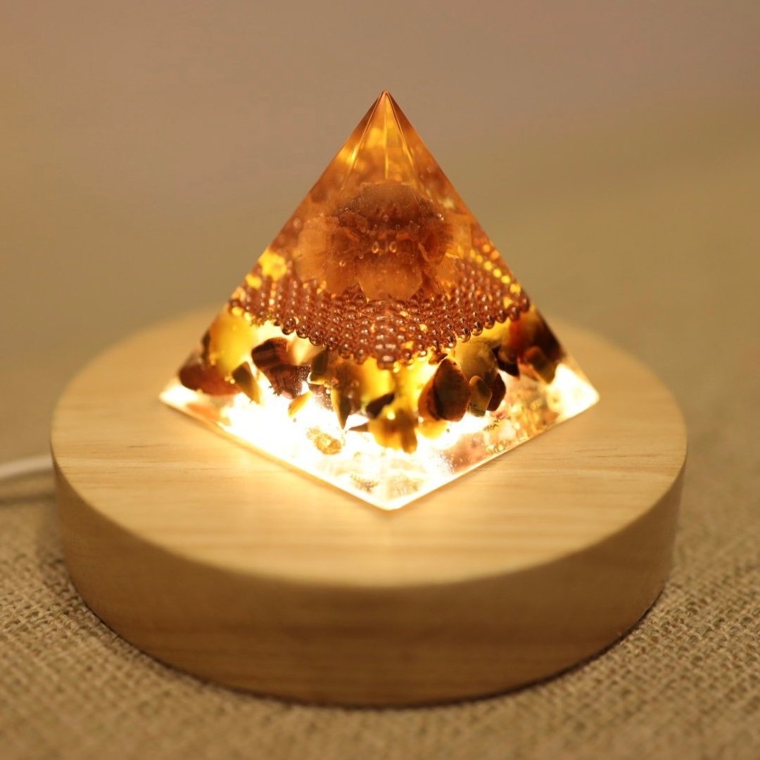 【定制化礼物】红日彩霞-霞石奥刚金字塔小夜灯organite祝福小夜 - 灯具/灯饰 - 半宝石 红色