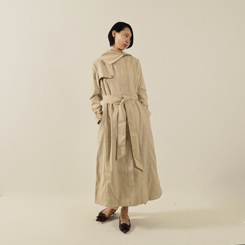 【NaSuBi Vintage】宽大翻领纯色长版古着风衣 - 女装休闲/机能外套 - 其他人造纤维 