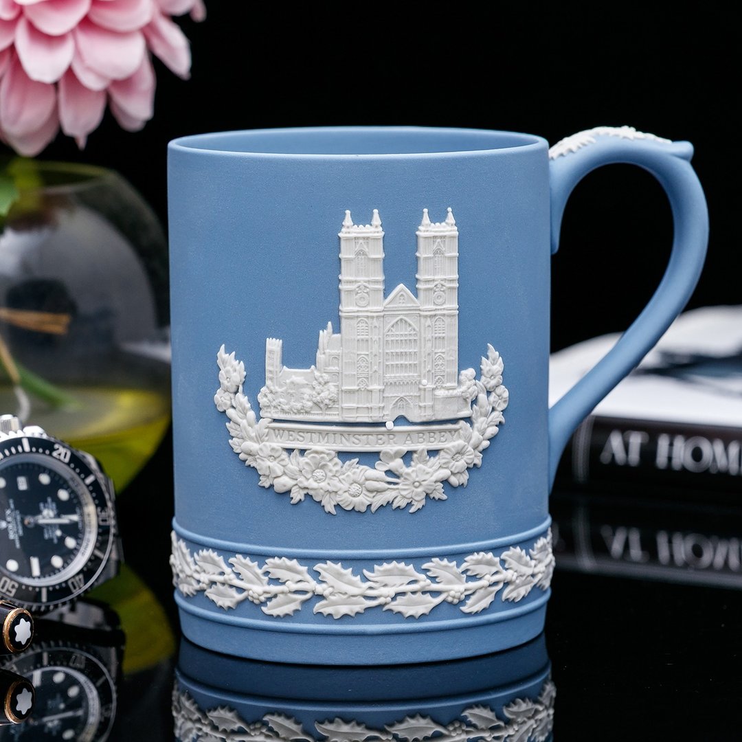 英国制Wedgwood碧玉浮雕1977年度生日陶瓷咖啡马克杯茶杯 西敏寺 - 咖啡杯/马克杯 - 瓷 