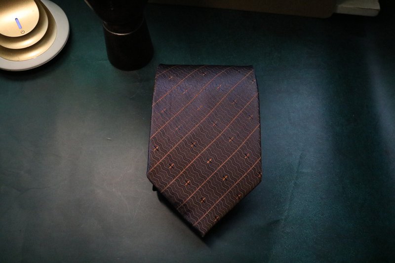 咖啡色条纹领带真丝成熟魅力男人necktie - 领带/领带夹 - 丝．绢 咖啡色