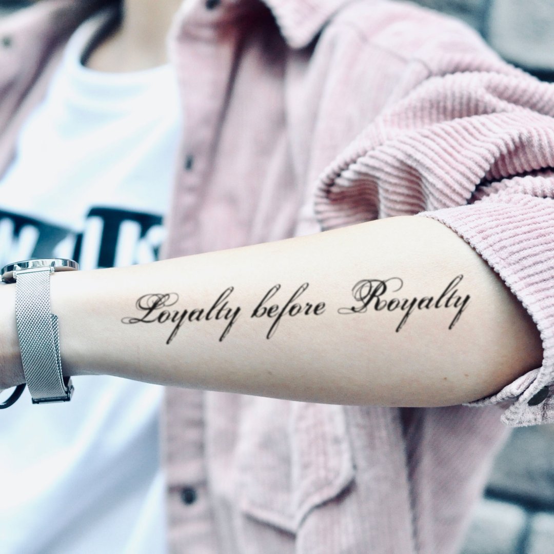 OhMyTat 英文字句 Loyalty Before Royalty 刺青纹身贴纸 (2 张) - 纹身贴 - 纸 黑色