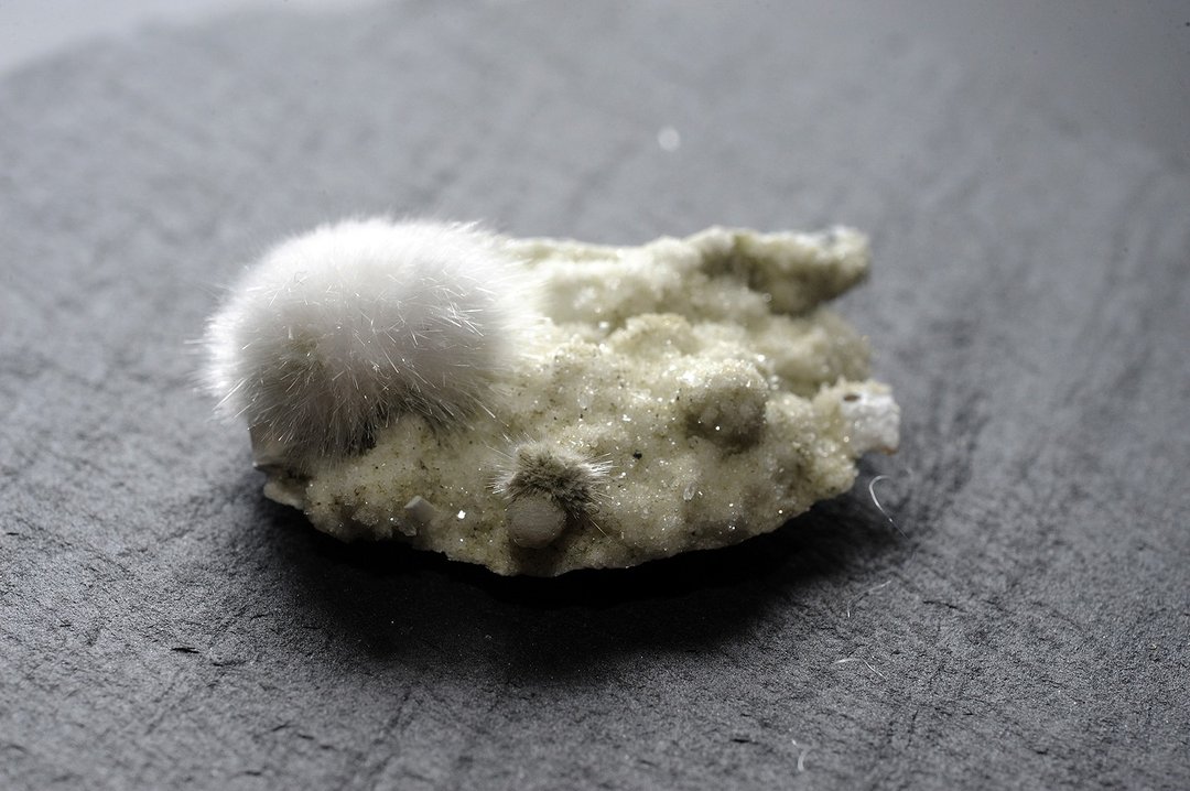 纤水硅钙石(兔尾巴) Okenite Malad quarry /矿石/疗愈/摆件 - 摆饰 - 石头 