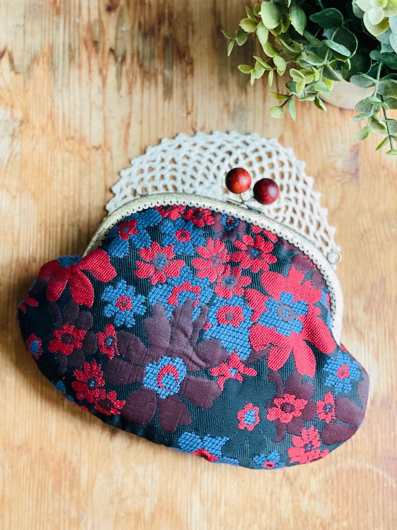 高贵花都口金包 - 侧背包/斜挎包 - 棉．麻 红色