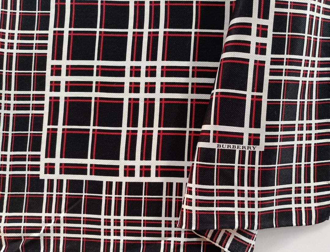 Burberry 经典格纹复古手帕 22.5 x 22.5 英寸 - 手帕/方巾 - 棉 黑色