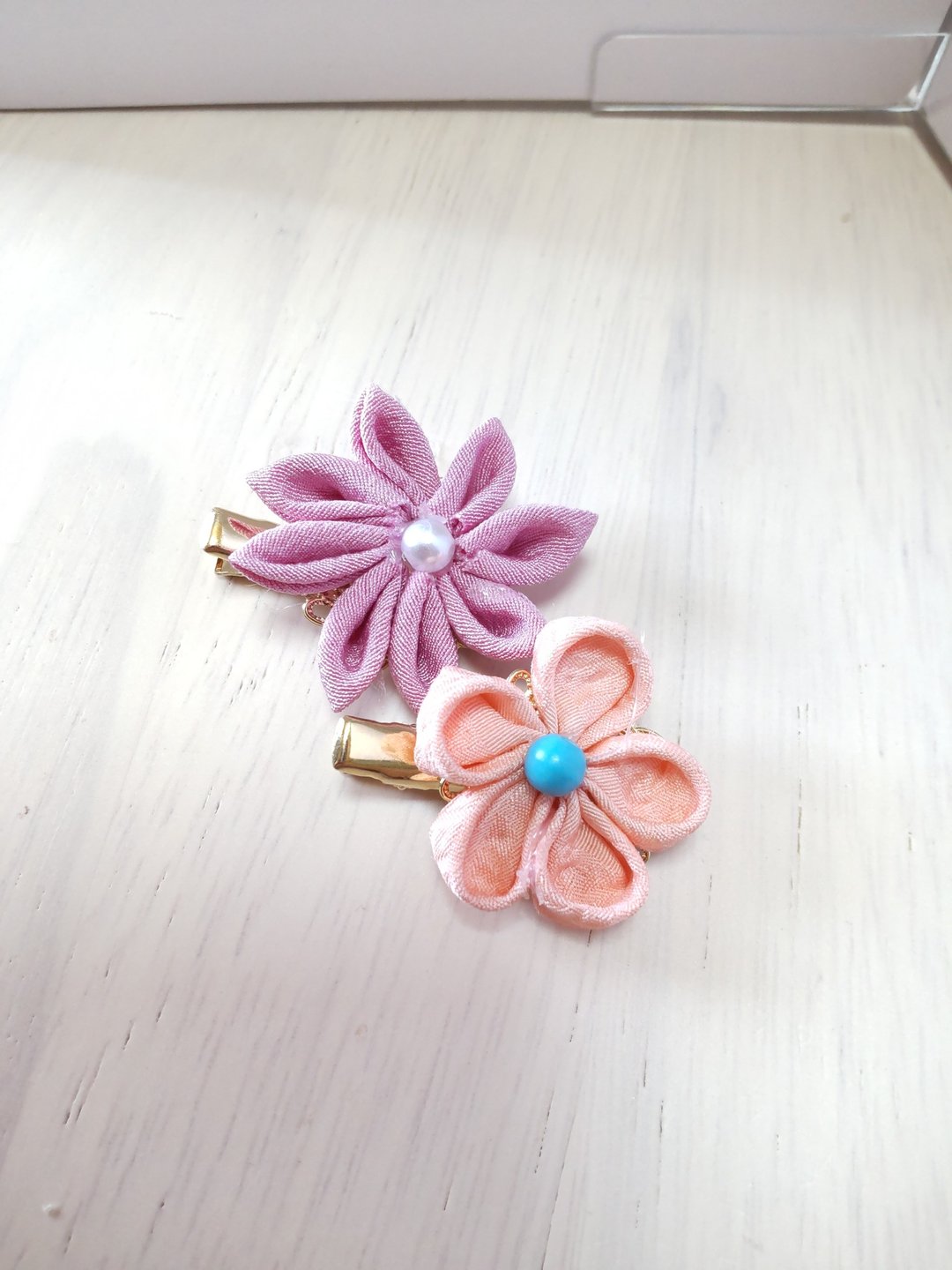Tsumami-zaiku hair clip - 发饰 - 其他人造纤维 粉红色