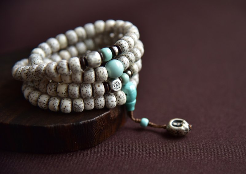 【星月】天然海南星月菩提108颗佛珠念珠 - 手链/手环 - 植物．花 白色