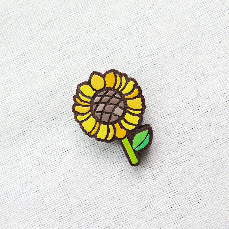 Wooden brooch sunflower - 胸针 - 木头 黄色