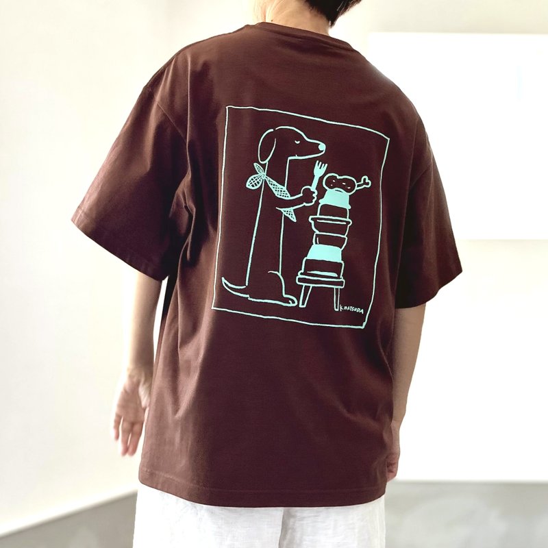 2025 年新品 [男女通用] 合作印花宽松 T 恤 5 种颜色可选 [棕] - 女装 T 恤 - 棉．麻 咖啡色