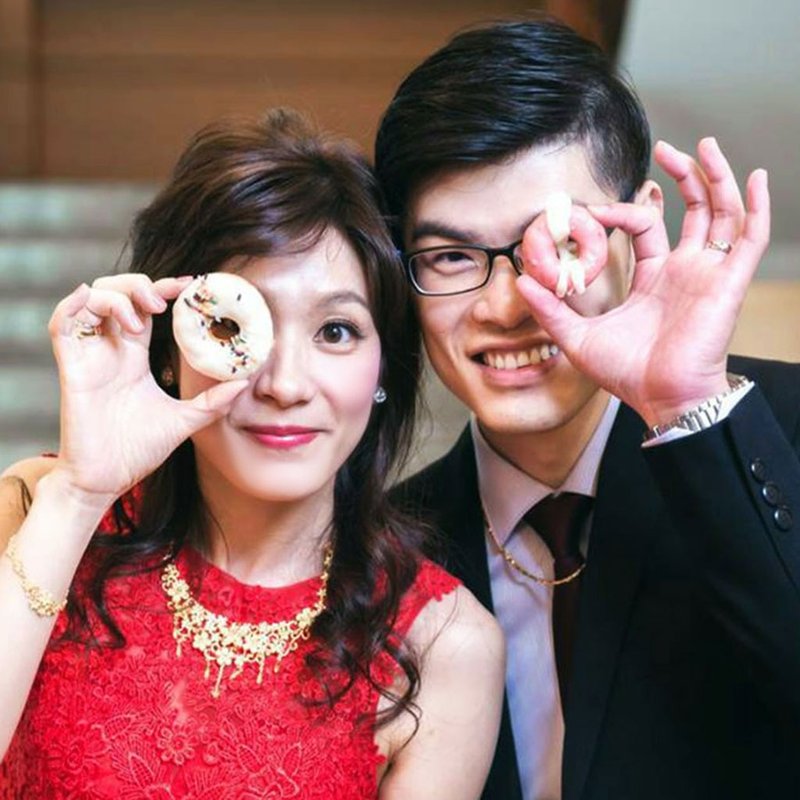 迷你巧克力甜甜圈婚礼小物100入/送客糖二进礼甜点桌婚礼布置定制 - 蛋糕/甜点 - 新鲜食材 多色