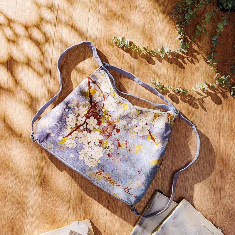 Beatrice Hsiao 花心系列-两用背包(限量版) - 后背包/双肩包 - 其他人造纤维 多色