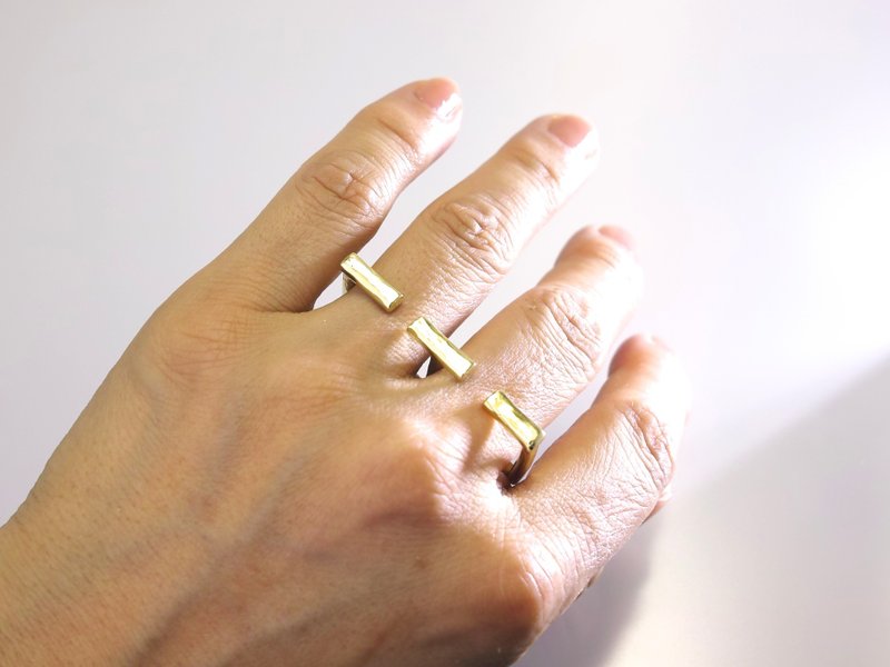Japan Quality | Double Finger Ring Square - 戒指 - 其他金属 金色