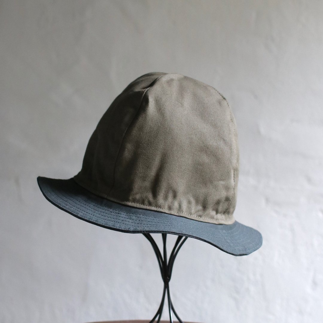 OMAKE.jp 山帽MountainHat 双面撞色 卡其绿x深灰 - 帽子 - 棉 绿色