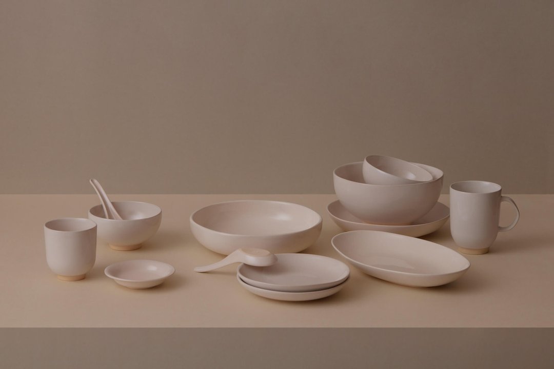 KOGA 许家陶器品 陶质六角大碗 (莺白) - 碗 - 陶 白色