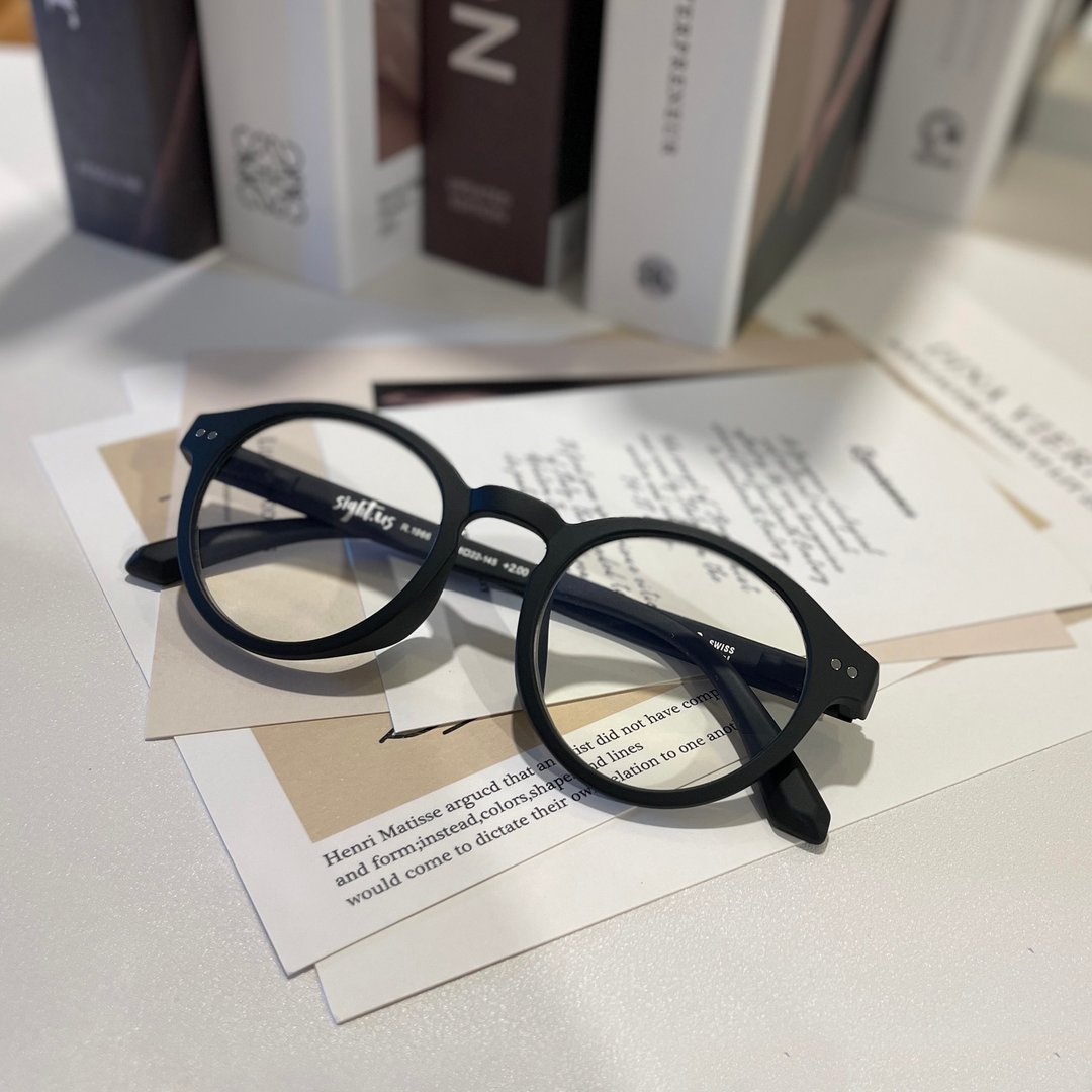 Sightus 抗蓝光老花眼镜/ 亚洲版型经典波士顿框(桃型)/ 雾黑 - 眼镜/眼镜框 - 塑料 黑色