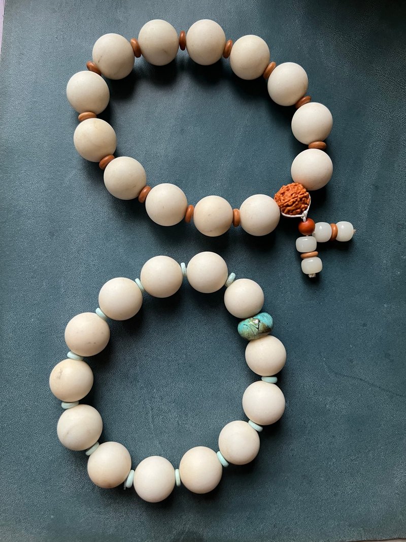 鸡骨白老玉珠串手持念珠/老物件/玉质细润/收藏/长辈/送礼 - 手链/手环 - 玉石 白色