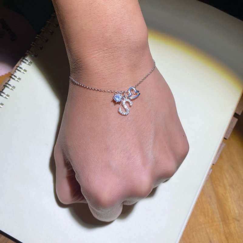 限时优惠 DearBell 925纯银字母水晶字母星座手链 - 手链/手环 - 纯银 