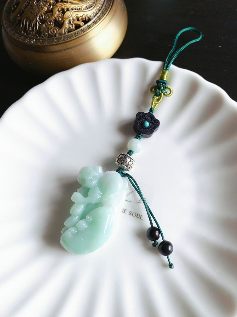 【售出】天然缅甸玉翡翠 如意猴 升官发财 包挂 礼物 福到 长辈礼 - 挂绳/吊绳 - 玉石 绿色