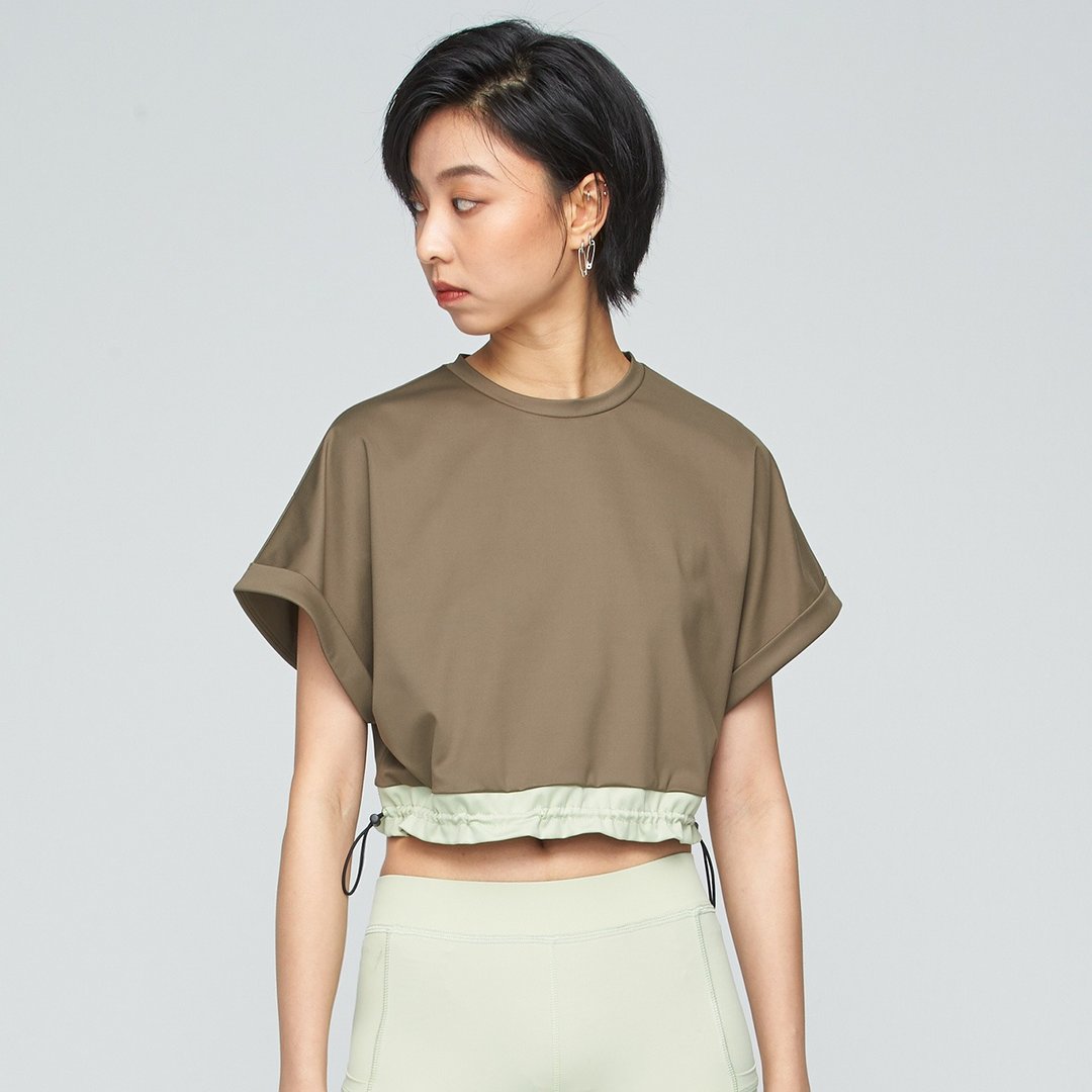 不可退换 /抗菌落肩短版抽绳上衣(女)-瓦绿 - 女装 T 恤 - 聚酯纤维 绿色