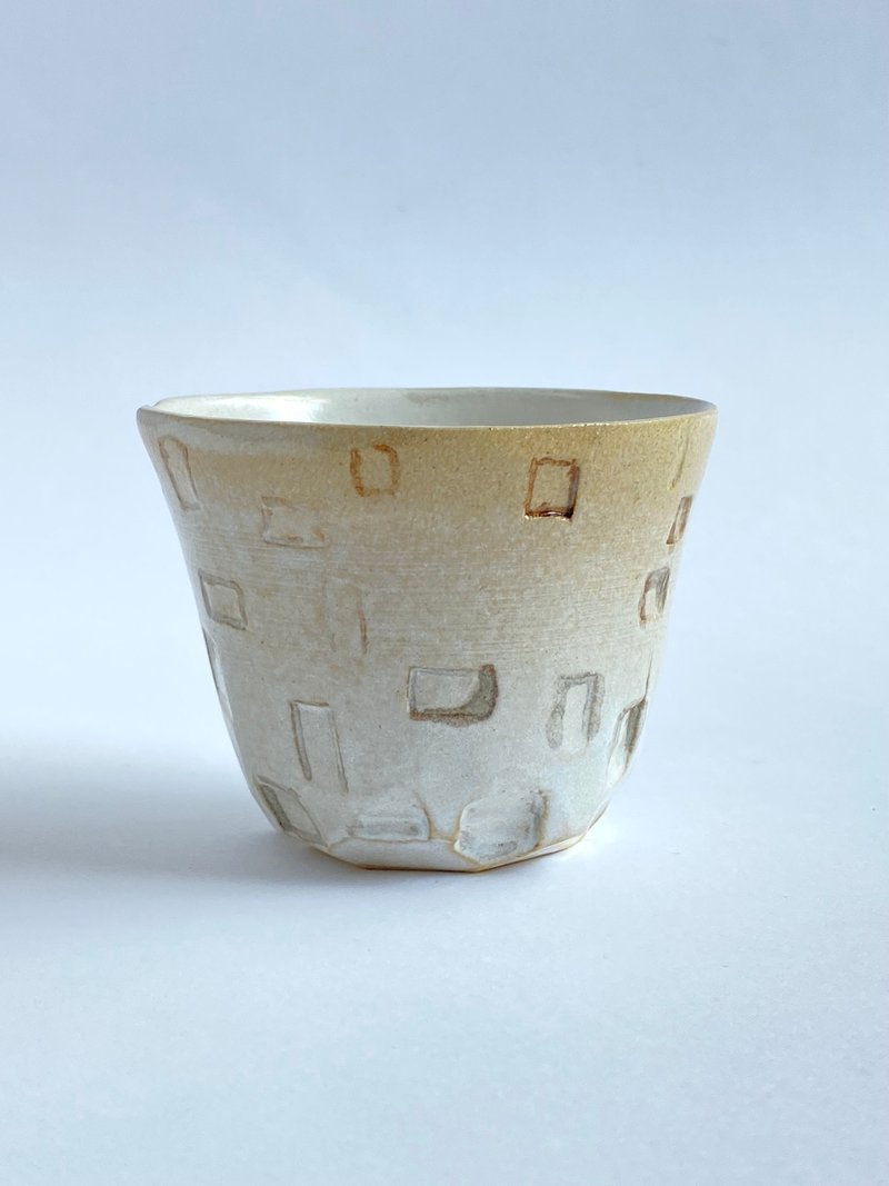 手作陶杯 白墙之窗 - 茶具/茶杯 - 陶 