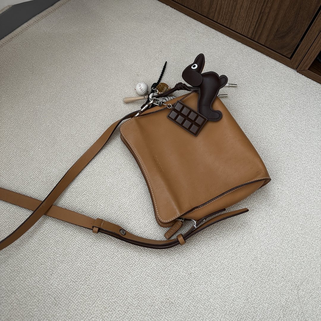 LOEWE 罗意威 焦糖棕 牛皮 手提包 - 侧背包/斜挎包 - 真皮 咖啡色