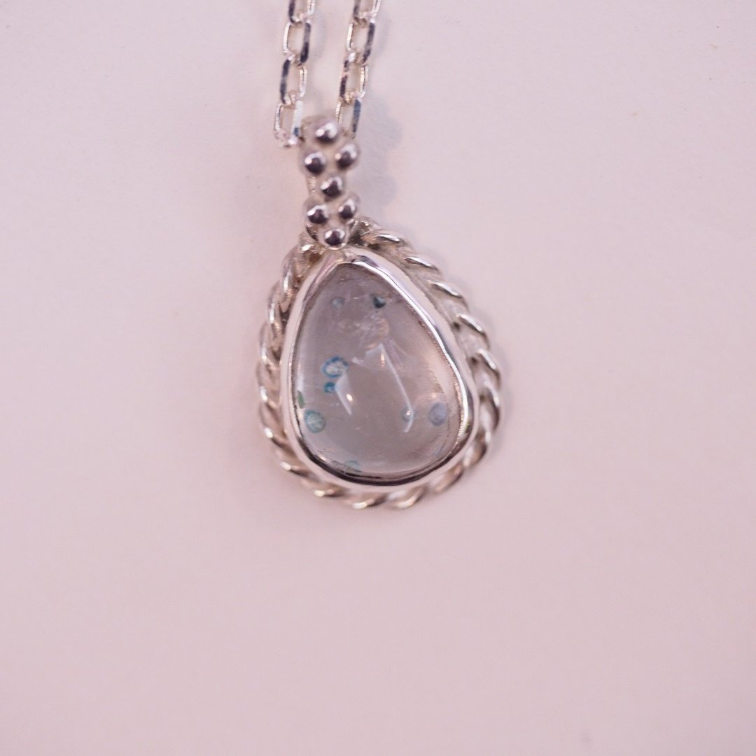 少见宝石 水硅铜石 梅杜莎水晶 手工纯银项链 Gilalite in quartz - 项链 - 半宝石 蓝色