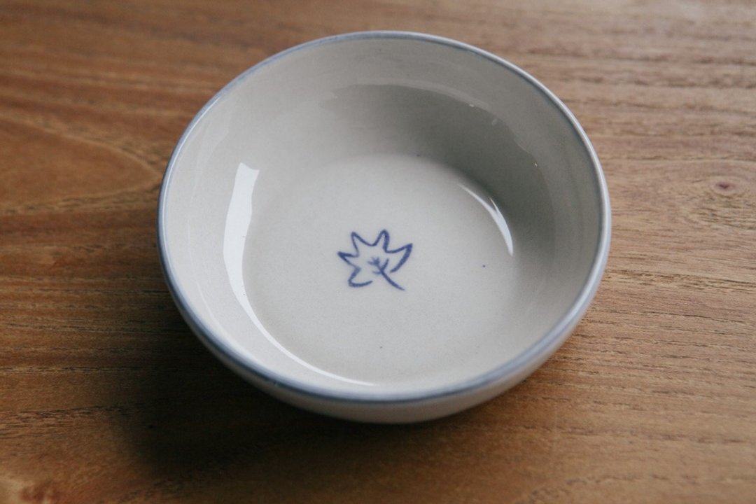 Brut Cake - 浅口小圆盘酱料碟 (11) 手工制作 疗愈手绘 - 浅碟/小碟子 - 陶 