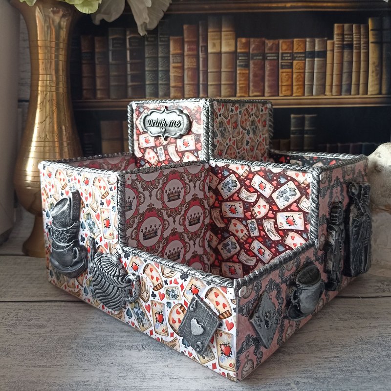 爱丽丝桌上收纳盒、笔刷架、化妆品收纳、美妆收纳 - 笔筒/笔座 - 木头 粉红色